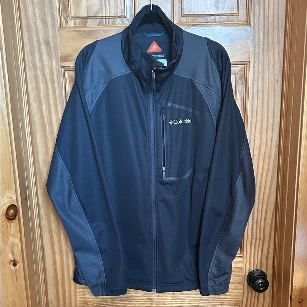 Columbia Men's Navy Lightweight Jacket